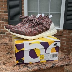 Kith Ultra boost Mid Aspen Size 12
